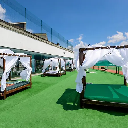 Select Hotel 4*