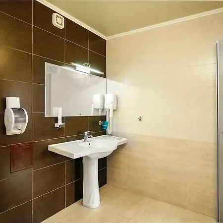 Хотел Select 4*
